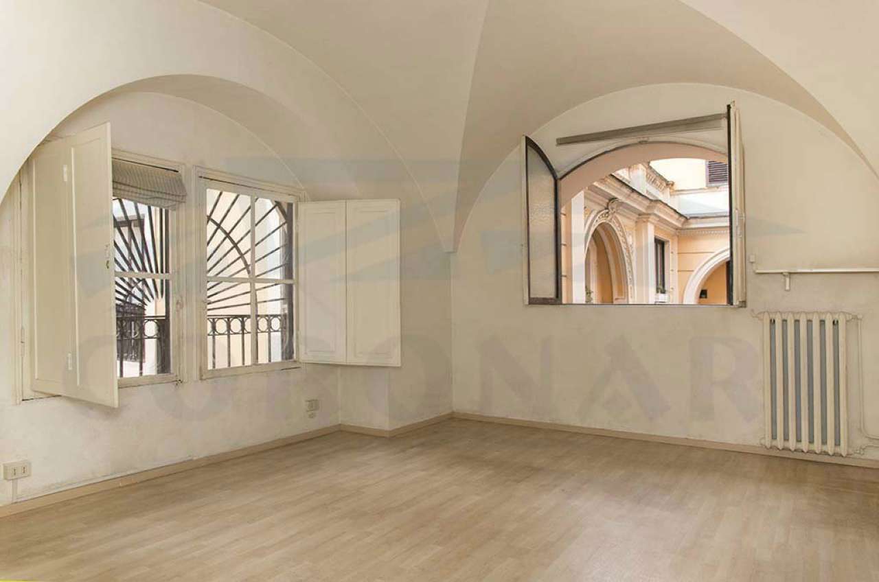 Appartamento ROMA affitto  Centro storico Rasella STUDIO IMMOBILIARE CORONARI SRL