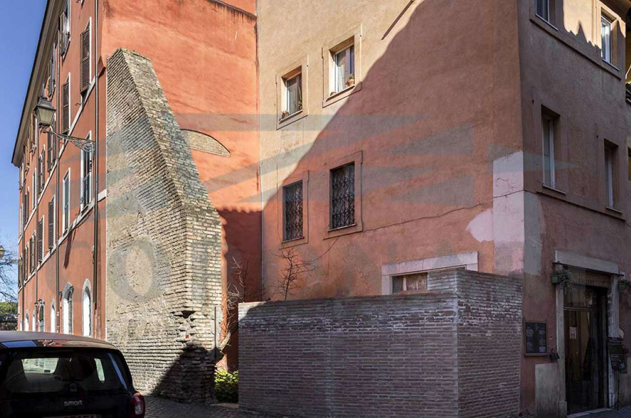  roma vendita quart: trastevere  studio-immobiliare-coronari-srl