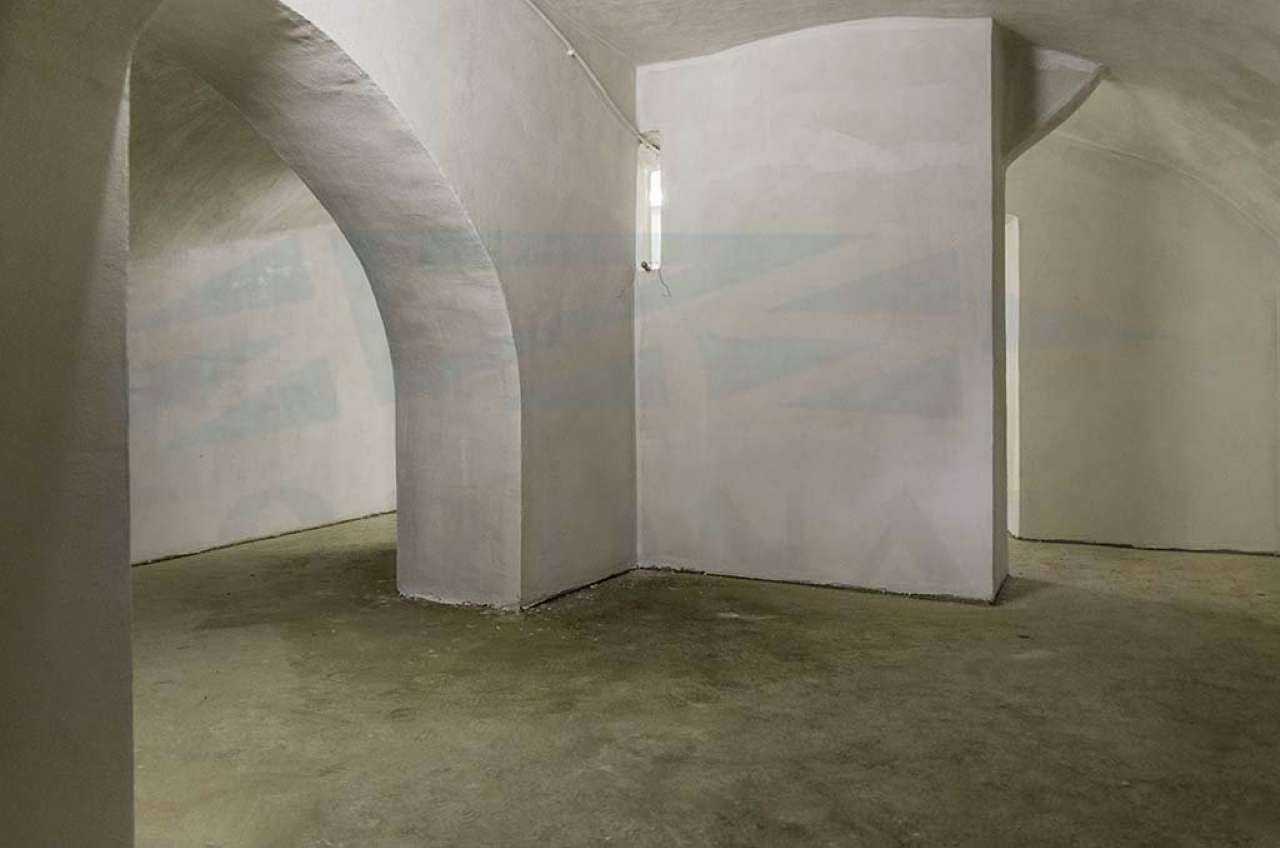 Negozio - Loc.Com. ROMA vendita  PRATI Pio STUDIO IMMOBILIARE CORONARI SRL