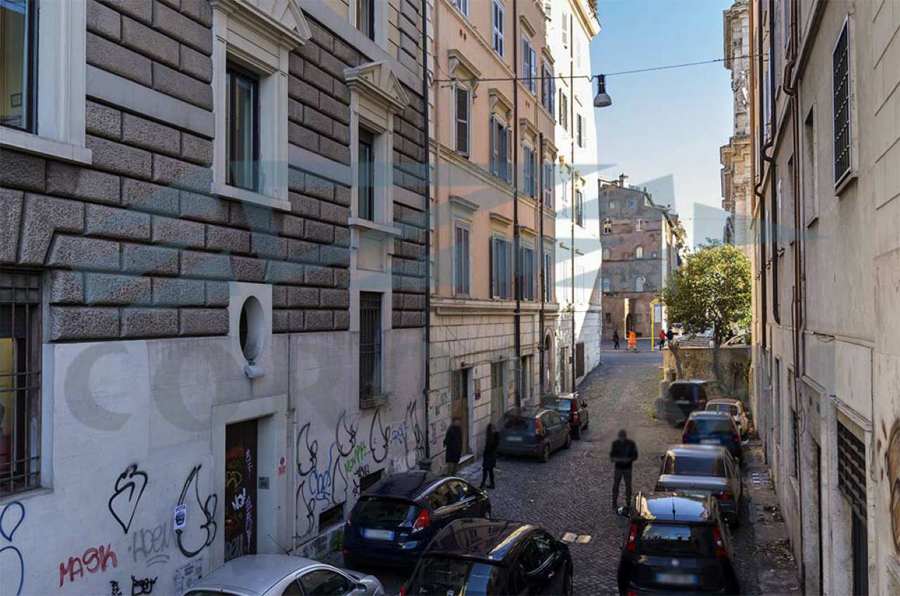  roma vendita quart: centro storico studio-immobiliare-coronari-srl