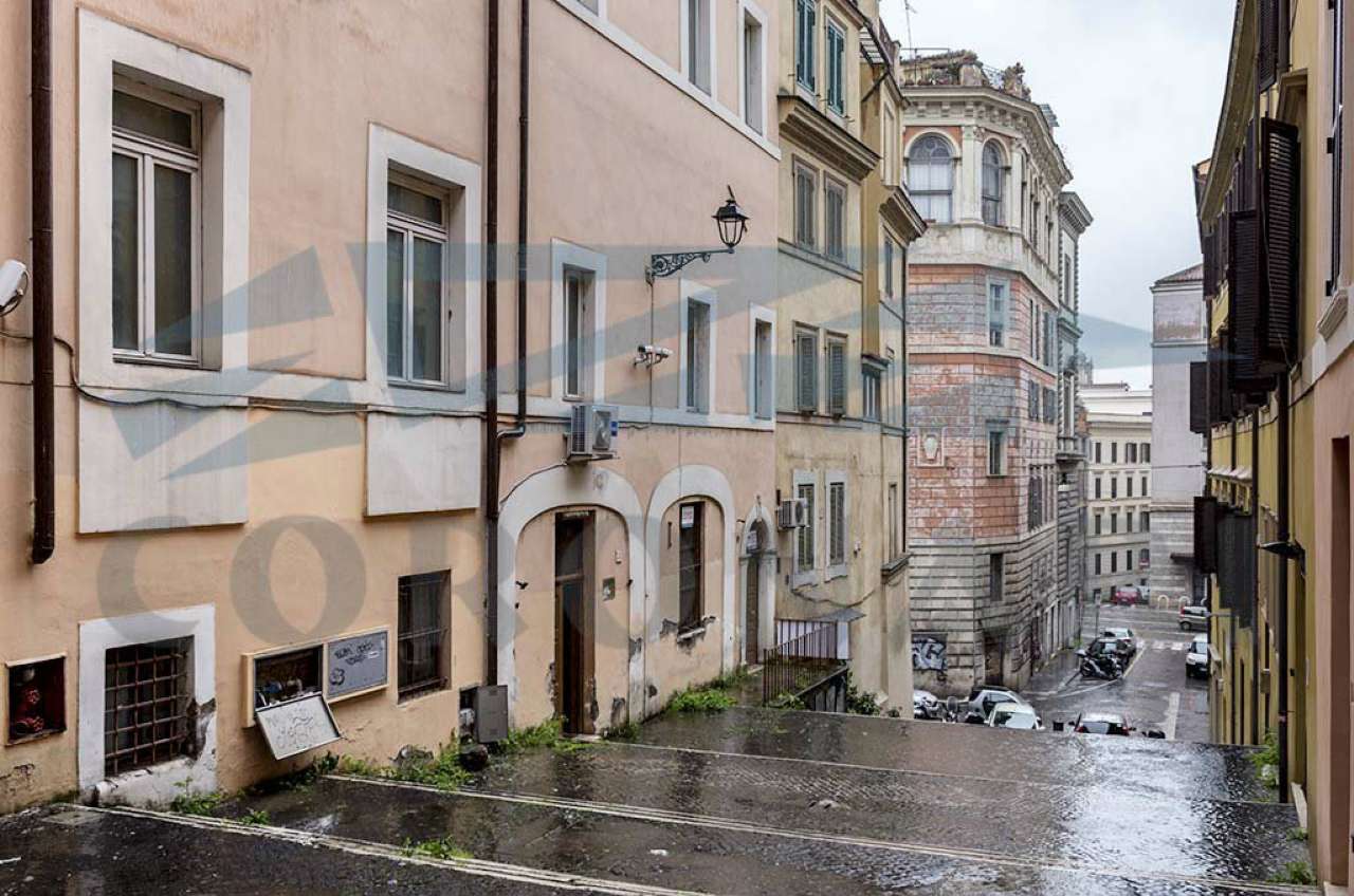  roma vendita quart: centro storico studio-immobiliare-coronari-srl