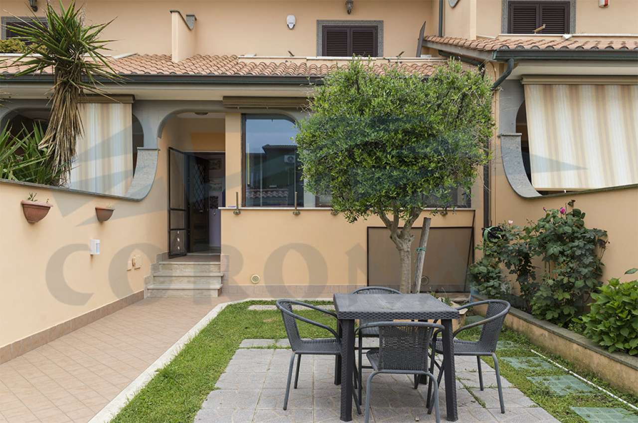  fiumicino vendita quart:  studio immobiliare coronari srl