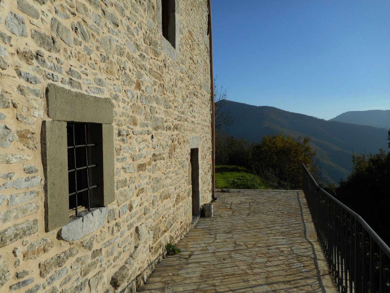 Rustico - Cascina FABBRICHE DI VERGEMOLI vendita    Casa & Ville Immobiliare