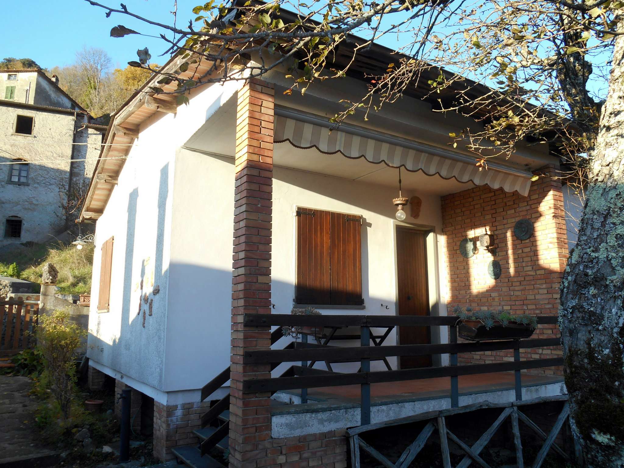 Villa Unifamiliare - Indipendente BAGNI DI LUCCA vendita    Casa & Ville Immobiliare