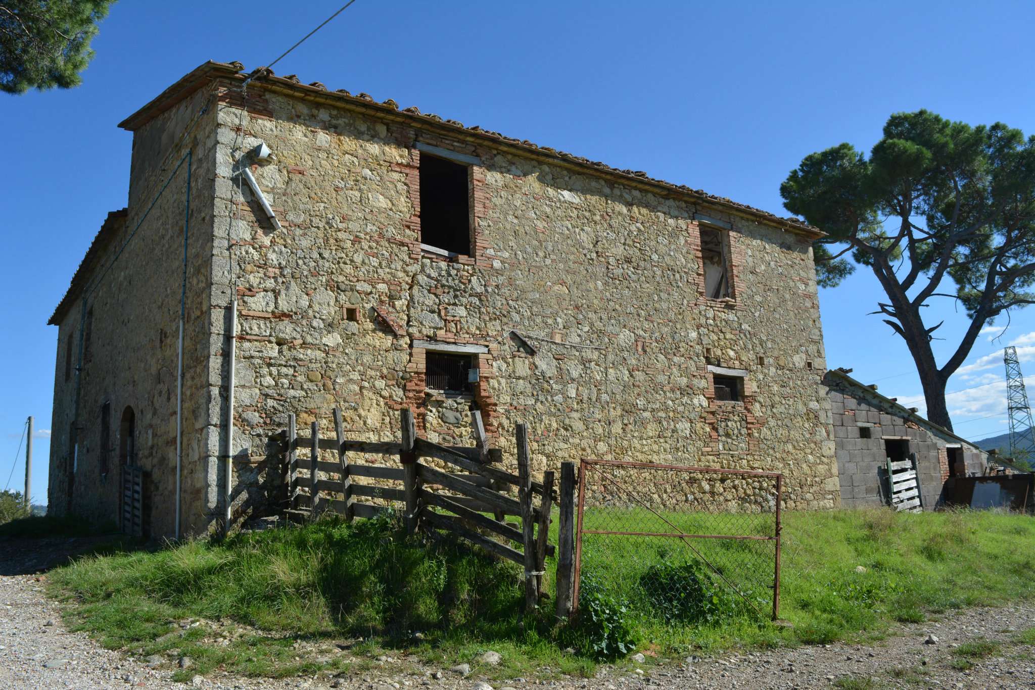  castelnuovo-di-val-di-cecina vendita quart:  volterracasa.it