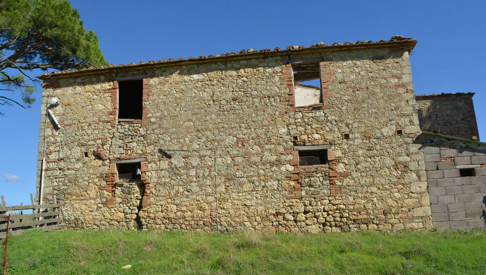 Rustico - Cascina CASTELNUOVO DI VAL DI CECINA vendita    Volterracasa.it