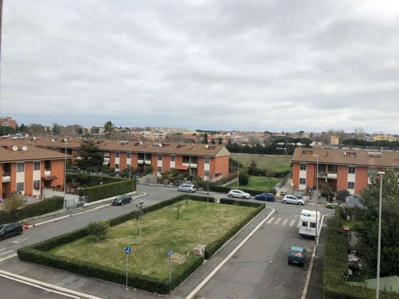 Appartamento ROMA vendita  ACILIA via Leonardo Patrasso Che Casa!