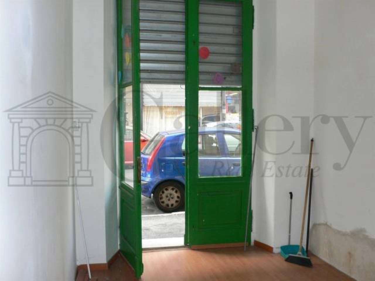 Negozio - Loc.Com. TRIESTE affitto  CENTRO foscolo GALLERY SRL