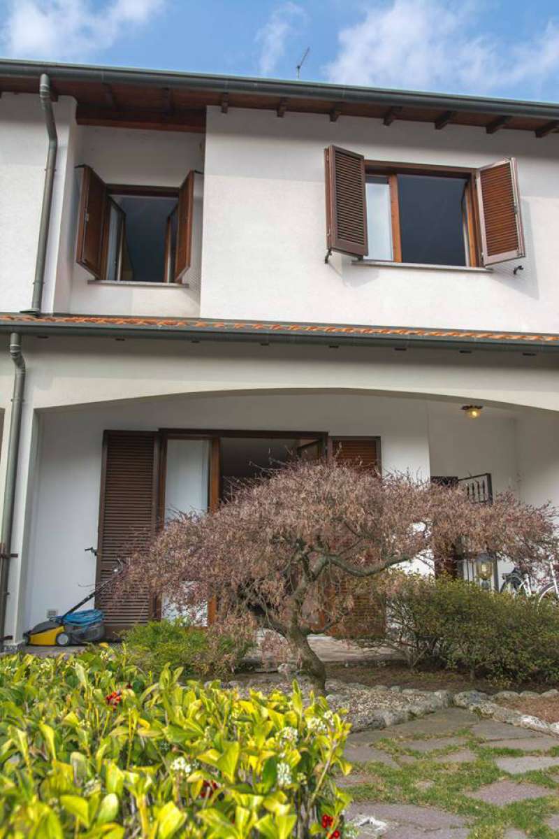 Villa Affiancata - Schiera CESANO MADERNO vendita   via savonarola Cristal Immobiliare