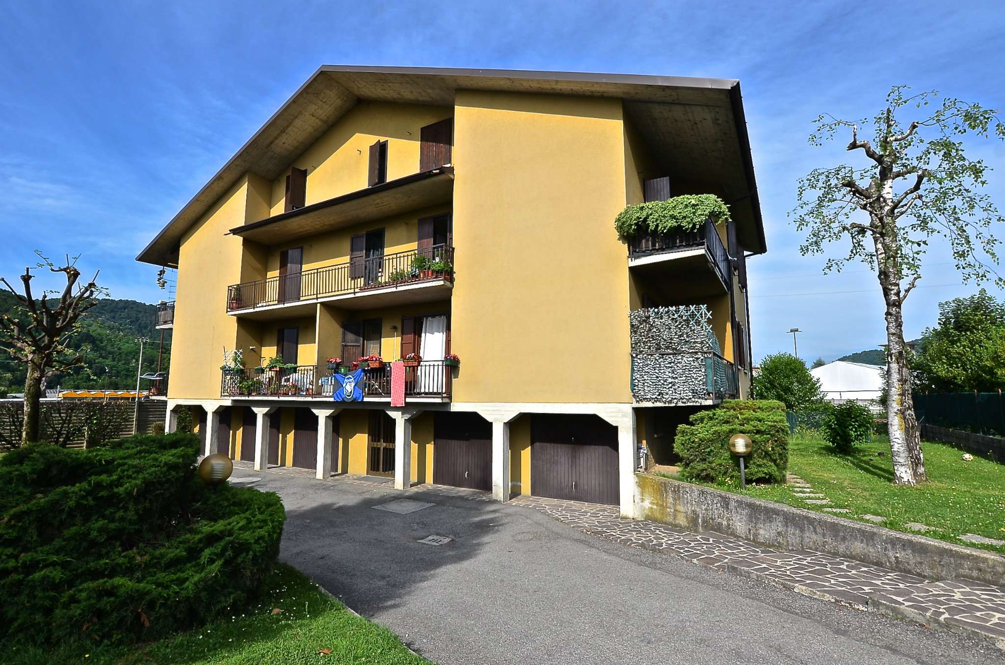 Appartamento PALAZZAGO vendita   Martiri di Via Fani RE/MAX Expo