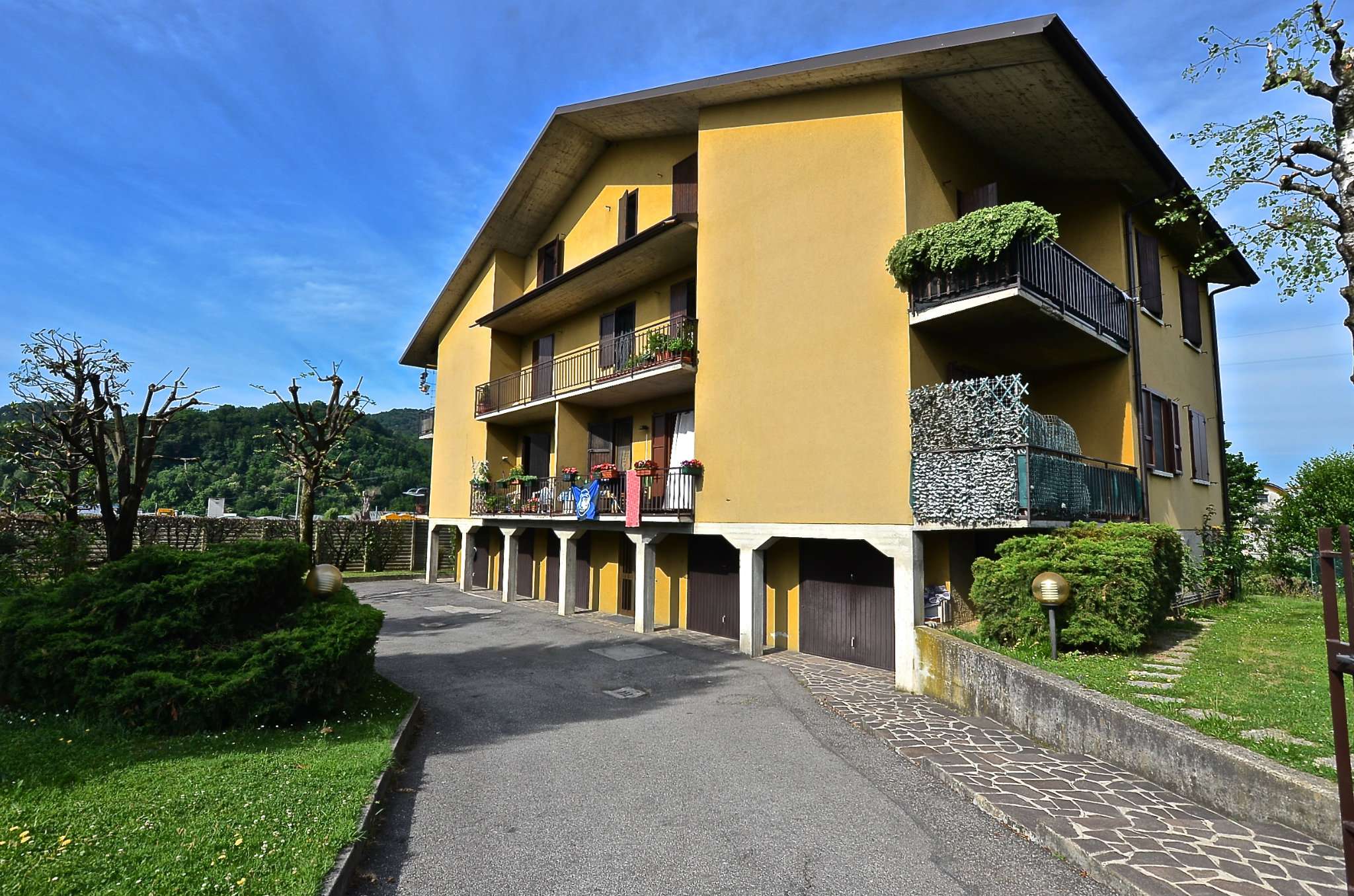 Appartamento PALAZZAGO vendita   Martiri di Via Fani RE/MAX Expo