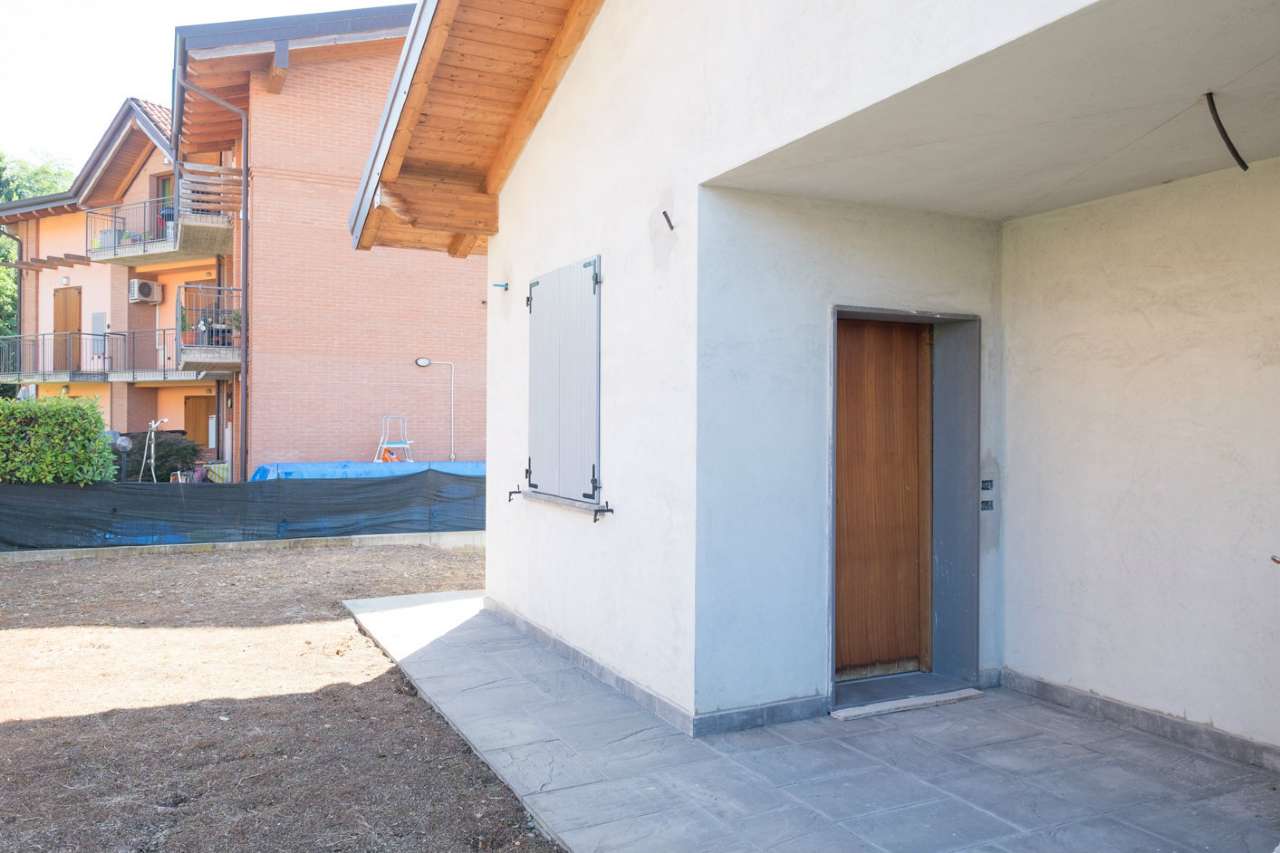 Villa Bifamiliare TERNO D