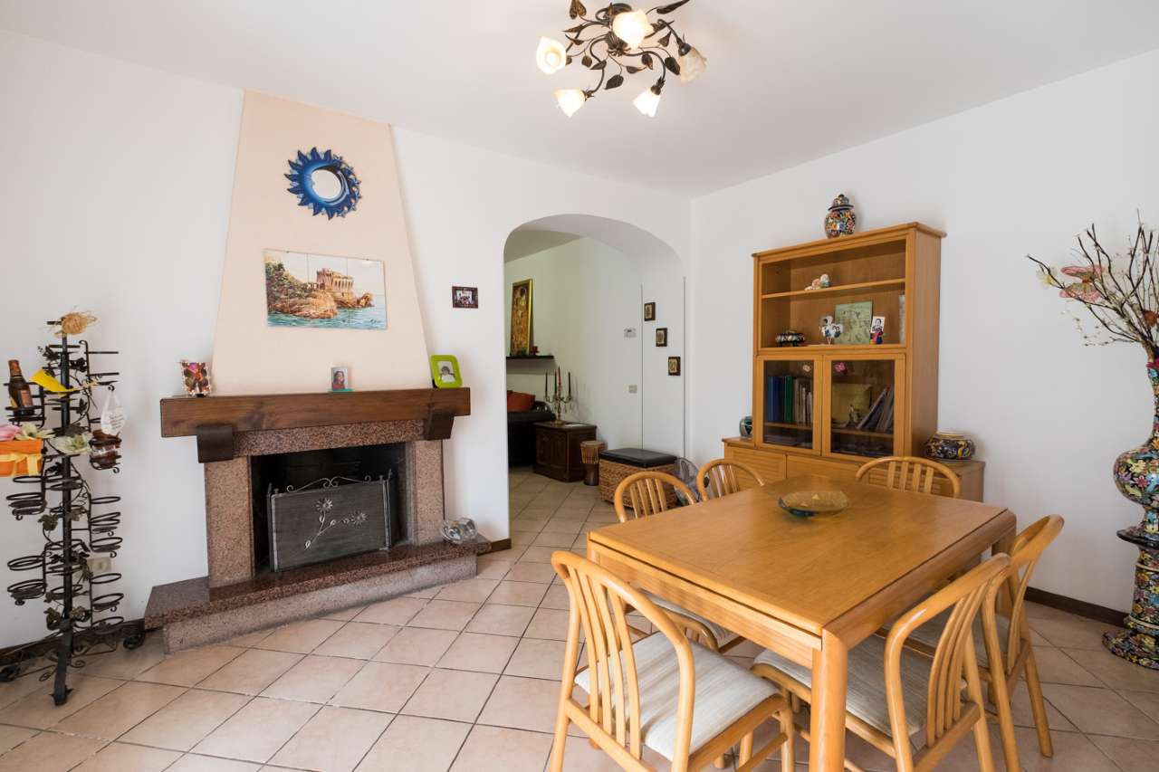 Villa Unifamiliare - Indipendente BOTTANUCO vendita   FINAZZI RE/MAX Expo