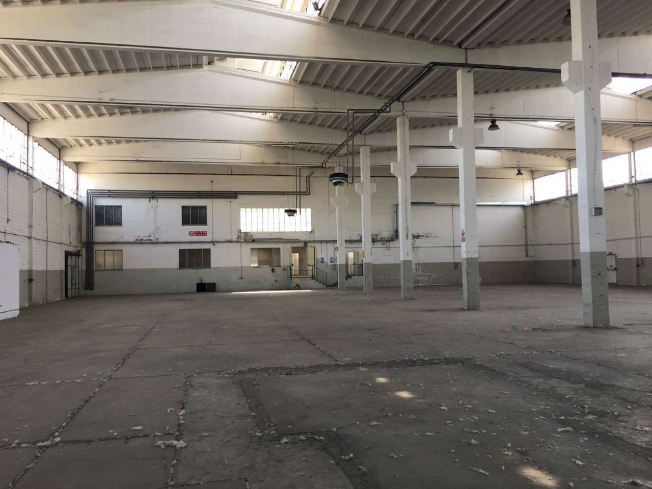 Capannoni (Tutti) MILANO affitto  AFFORI  RE/MAX Expo