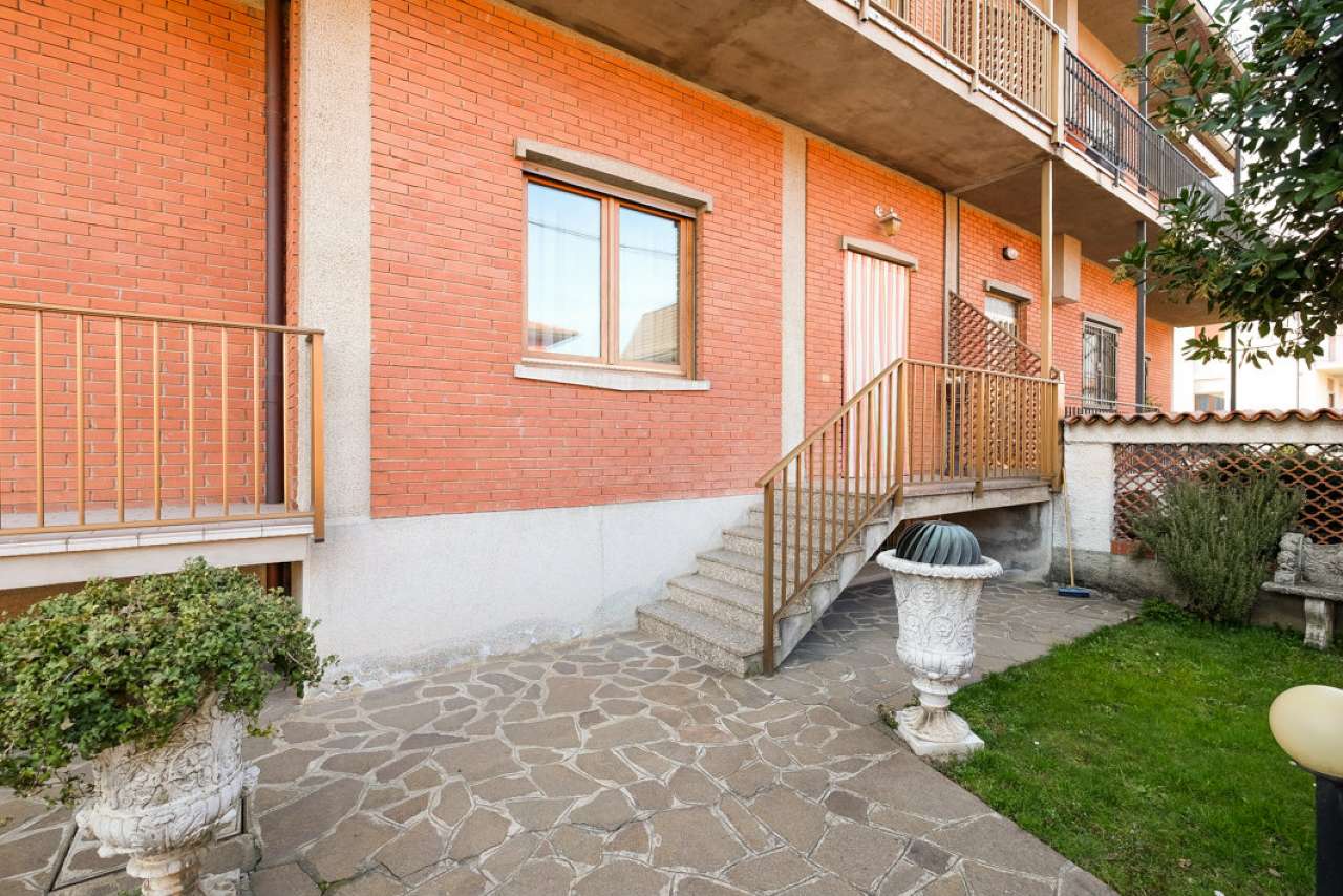 Villa Unifamiliare - Indipendente CISERANO vendita   via Del Torchio RE/MAX Expo