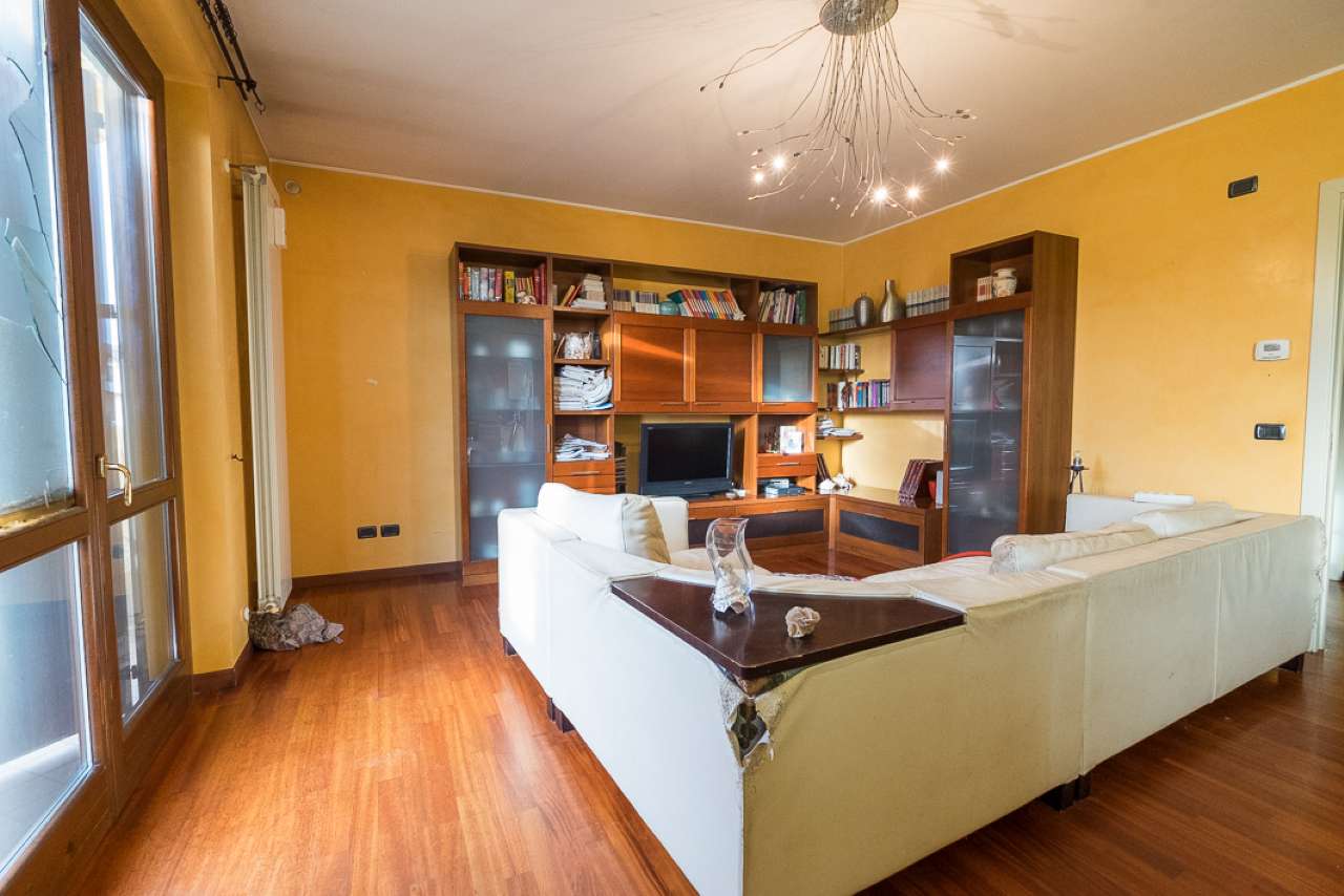 Villa Unifamiliare - Indipendente SPIRANO vendita   Padre Ermete RE/MAX Expo