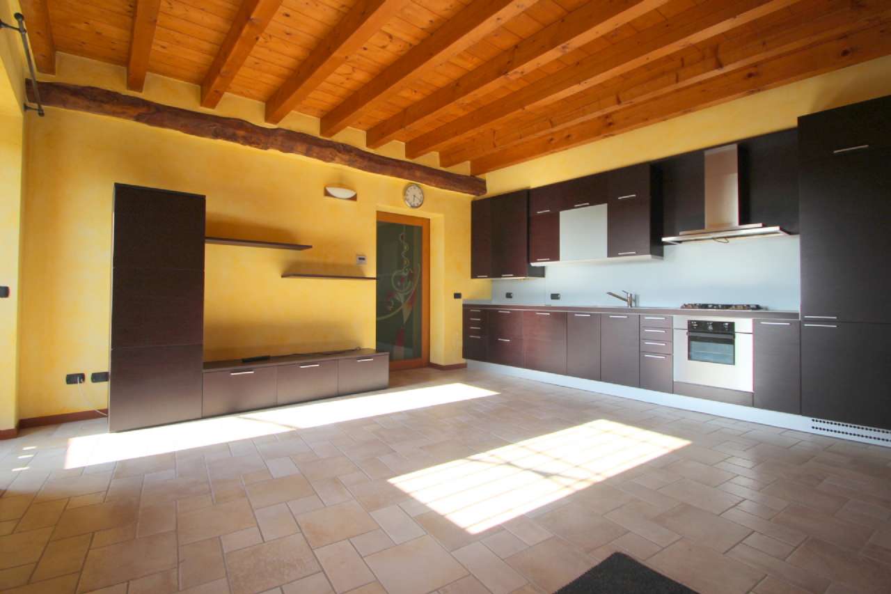  palazzago vendita quart:  re/max expo