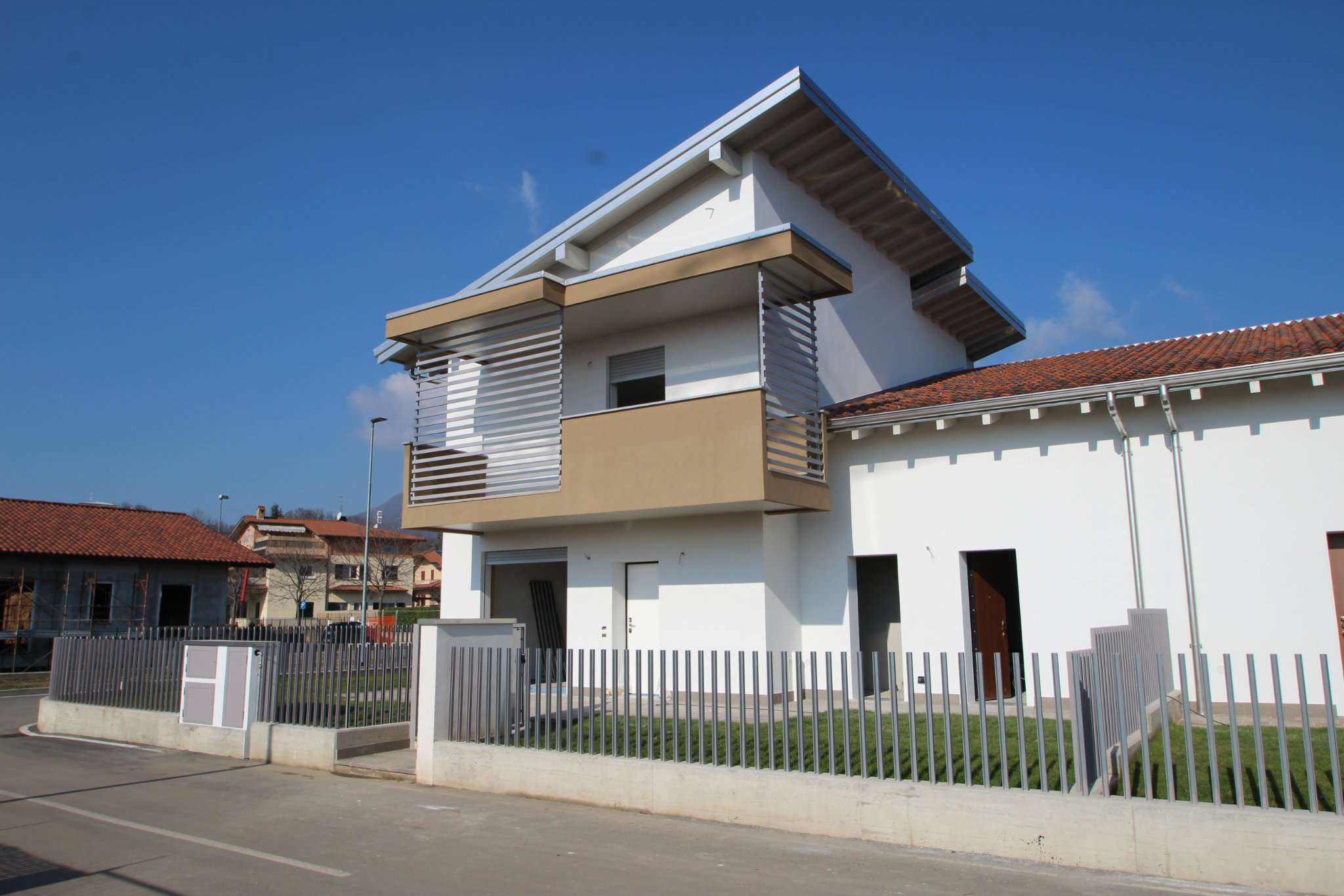 Villa ALMENNO SAN BARTOLOMEO vendita   Strada della Regina RE/MAX Expo