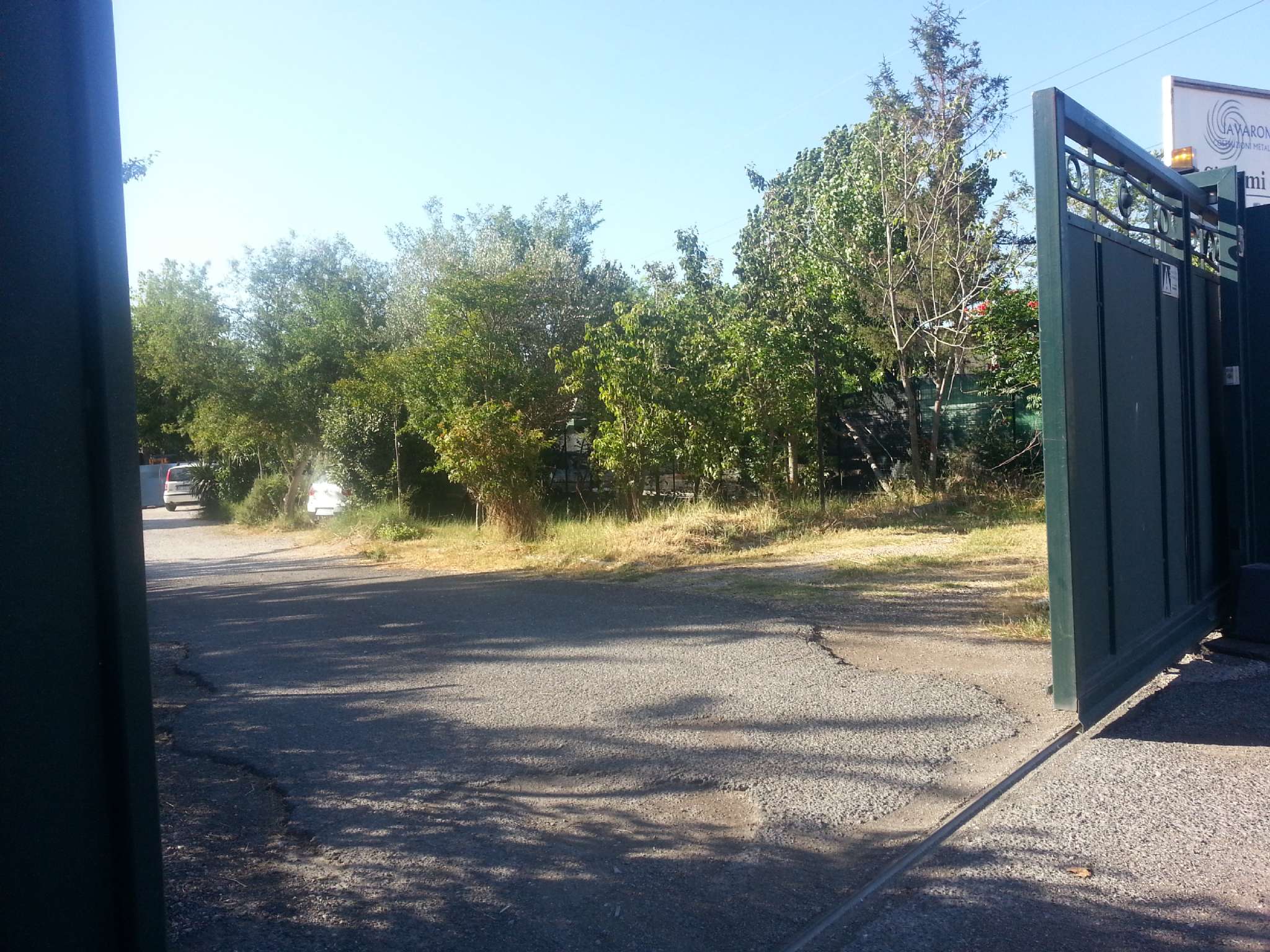 Capannoni (Tutti) ROMA affitto  AEROPORTO DI CIAMPINO (ZONA DELLA XI MUN.)  via acqua acetosa anagnina Matrix Servizi immobiliari Roma