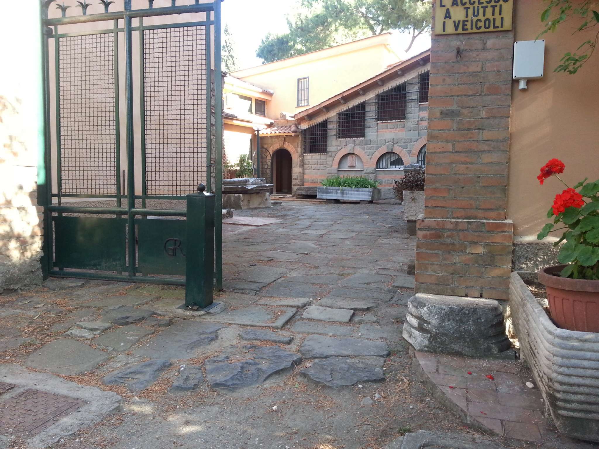 Appartamento ROMA affitto  AEROPORTO DI CIAMPINO (ZONA DELLA XI MUN.)  anagnina Matrix Servizi immobiliari Roma