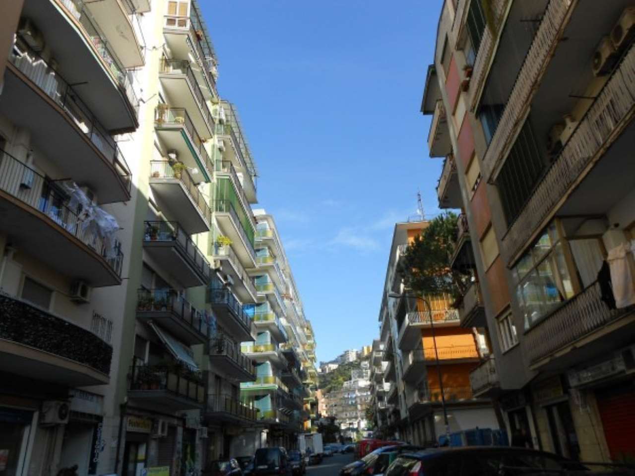 Negozio - Loc.Com. NAPOLI affitto  Fuorigrotta Raffaele Caravaglios Ideim S.r.l.