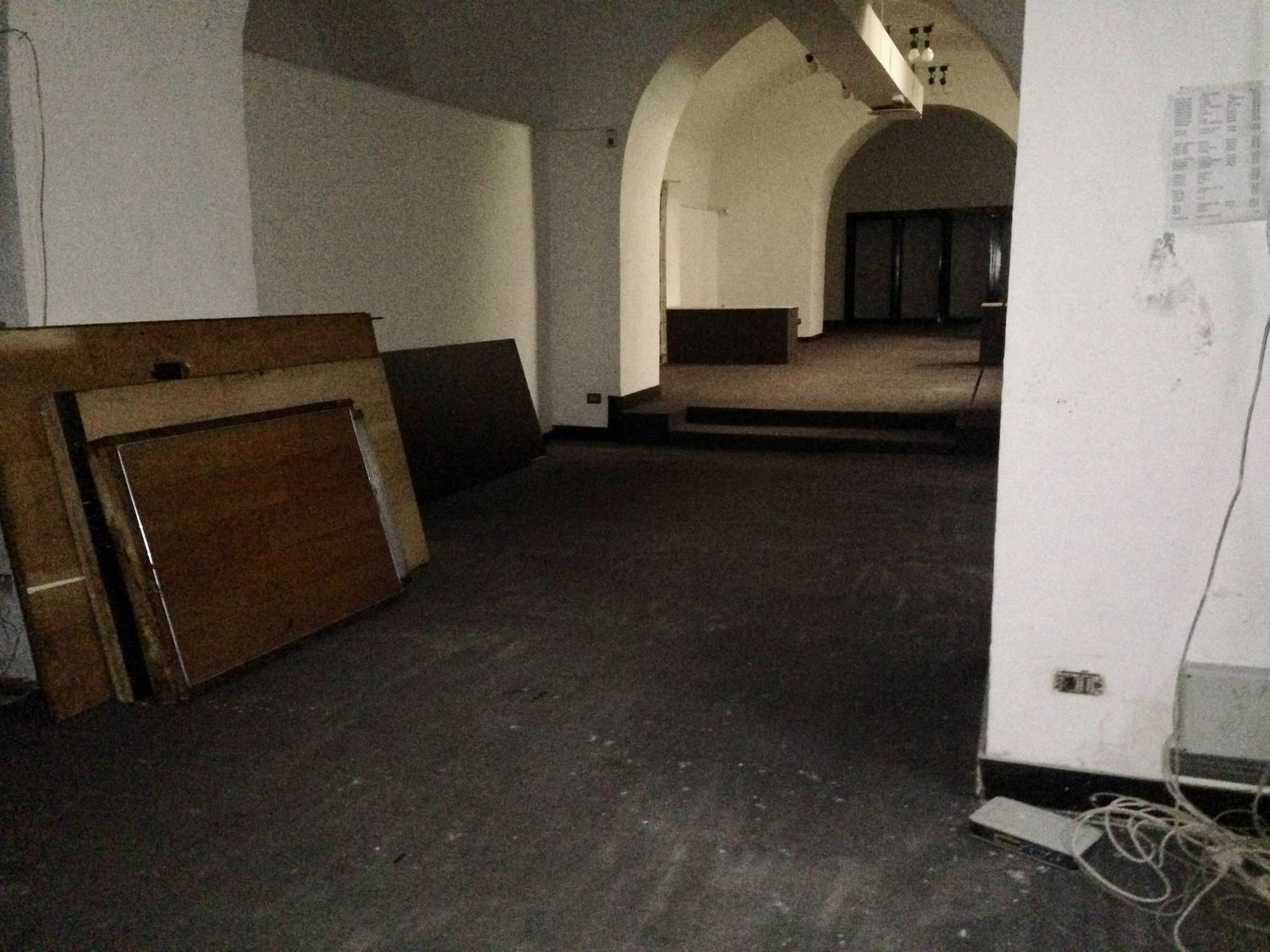Negozio - Loc.Com. NAPOLI affitto  CHIAIA dei mille ARCO IMMOBILIARE DELUXE NAPOLI VIA DEI MILLE N 16
