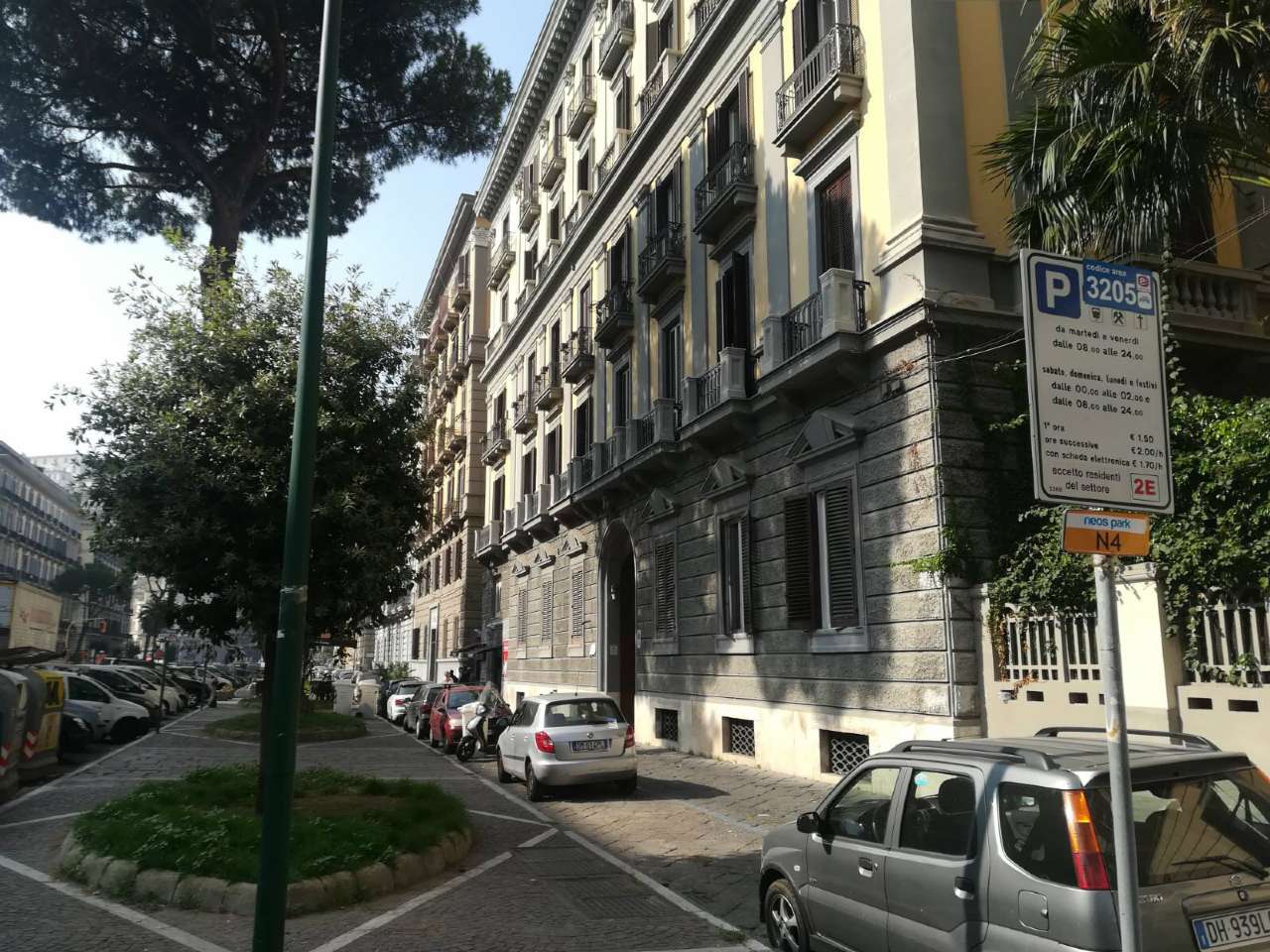  napoli vendita quart: chiaia arco immobiliare deluxe napoli via dei mille n 16