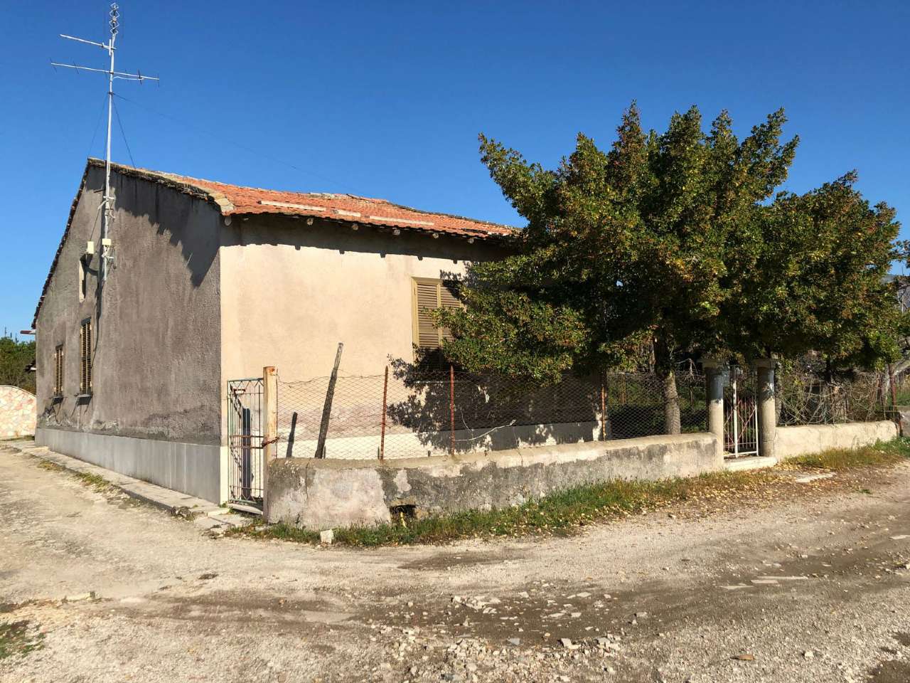 Villa Unifamiliare - Indipendente TIVOLI vendita   di sant'agostino IMMOBILART