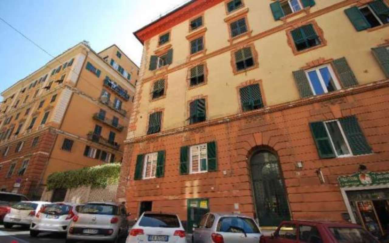  genova vendita quart:  immobiliare-pugliese-s.n.c.
