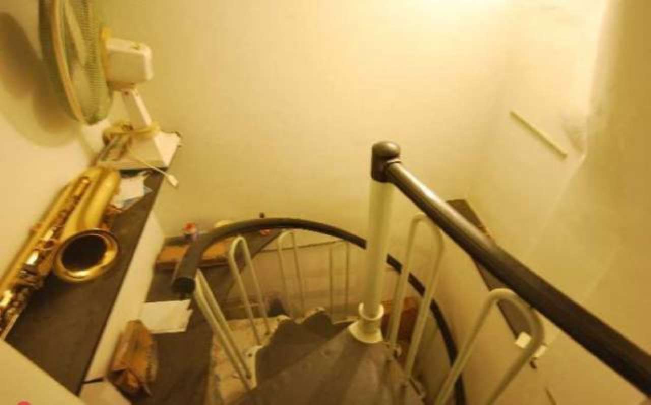 Negozio - Loc.Com. GENOVA affitto   DEL FIENO Immobiliare Pugliese S.N.C.