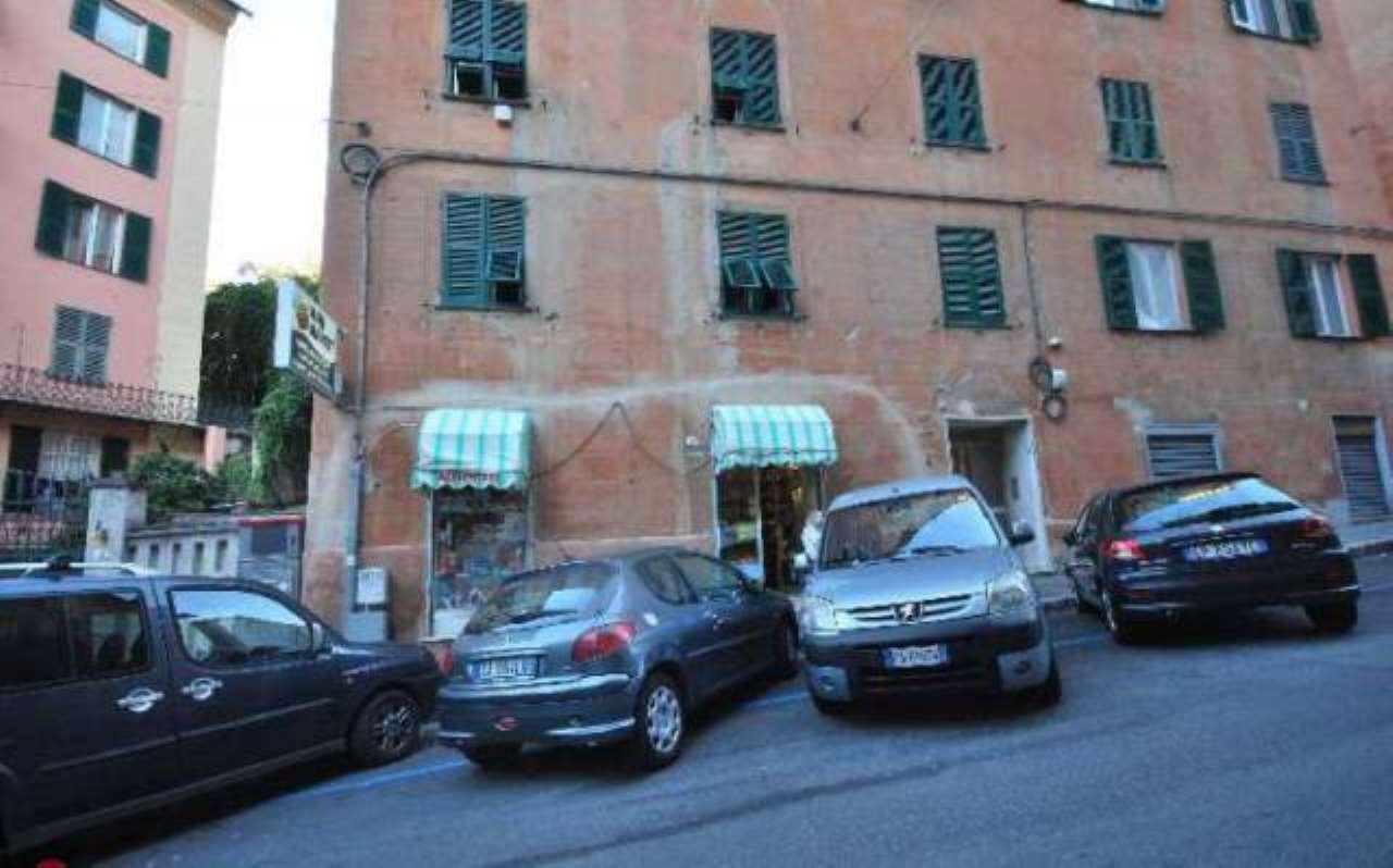  genova vendita quart:  immobiliare-pugliese-s.n.c.