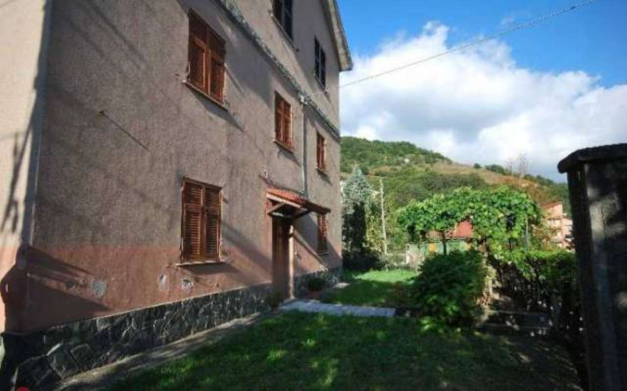 Villa CAMPO LIGURE vendita   DON L. LEONCINI Immobiliare Pugliese S.N.C.