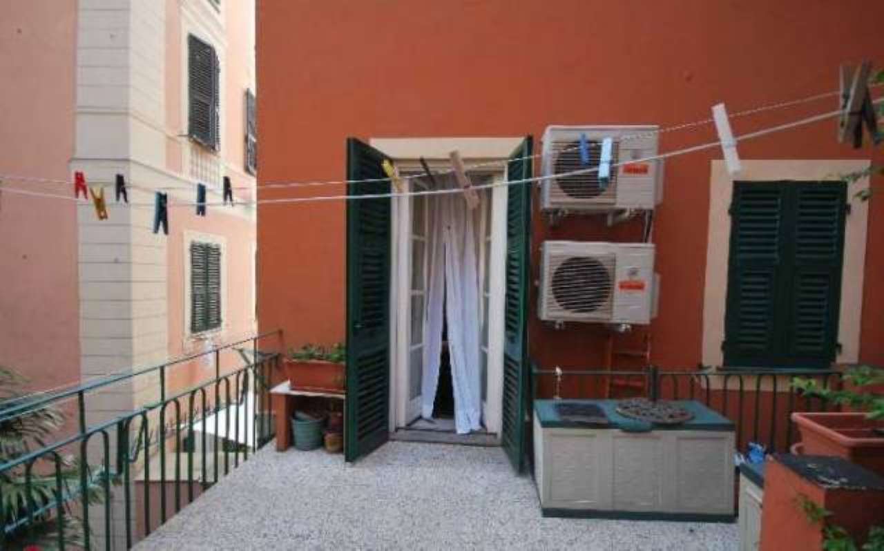  genova vendita quart:  immobiliare pugliese s.n.c.