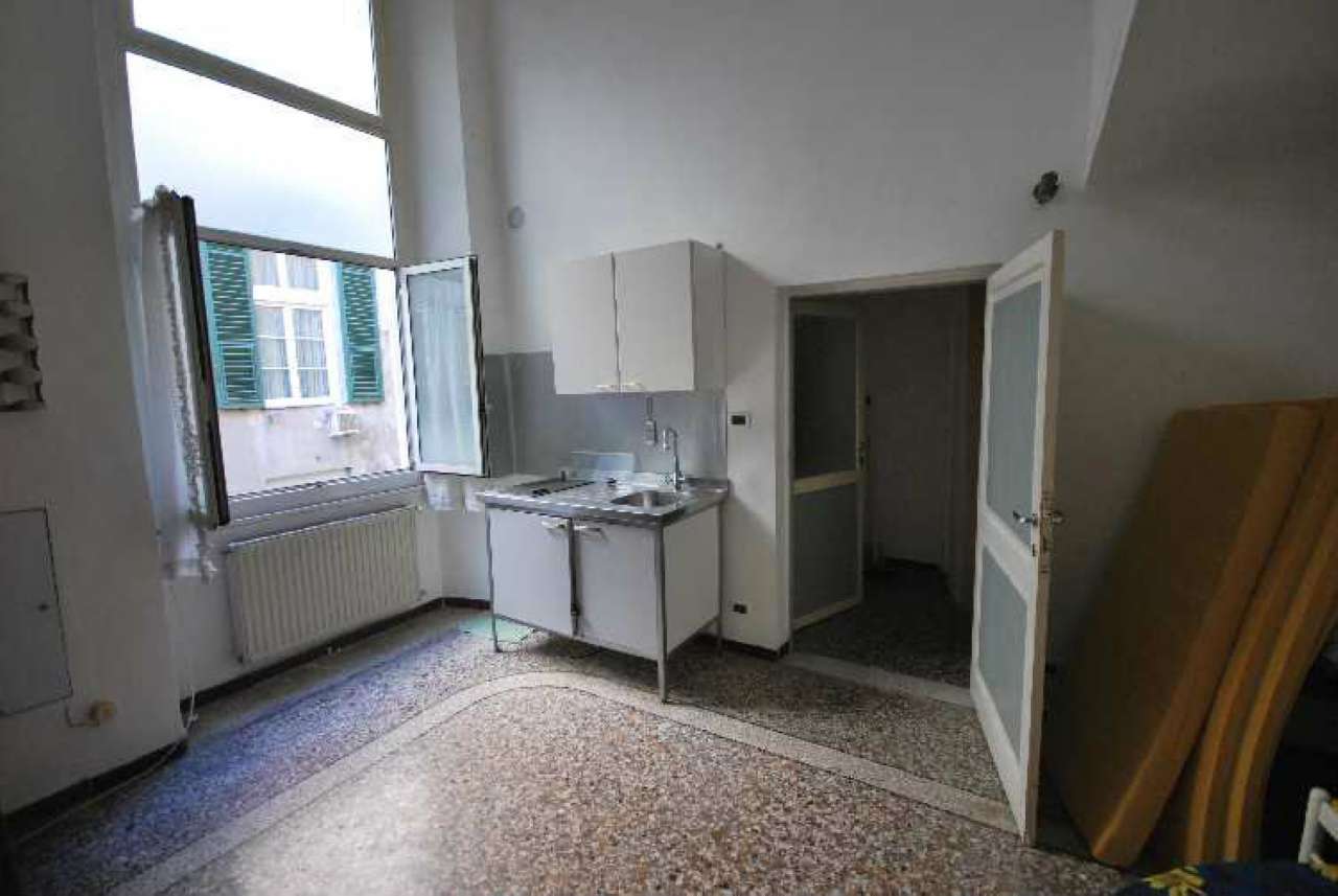 Ufficio - Loc.Com. GENOVA vendita  CENTRO STORICO VIA SAN LUCA Immobiliare Pugliese S.N.C.