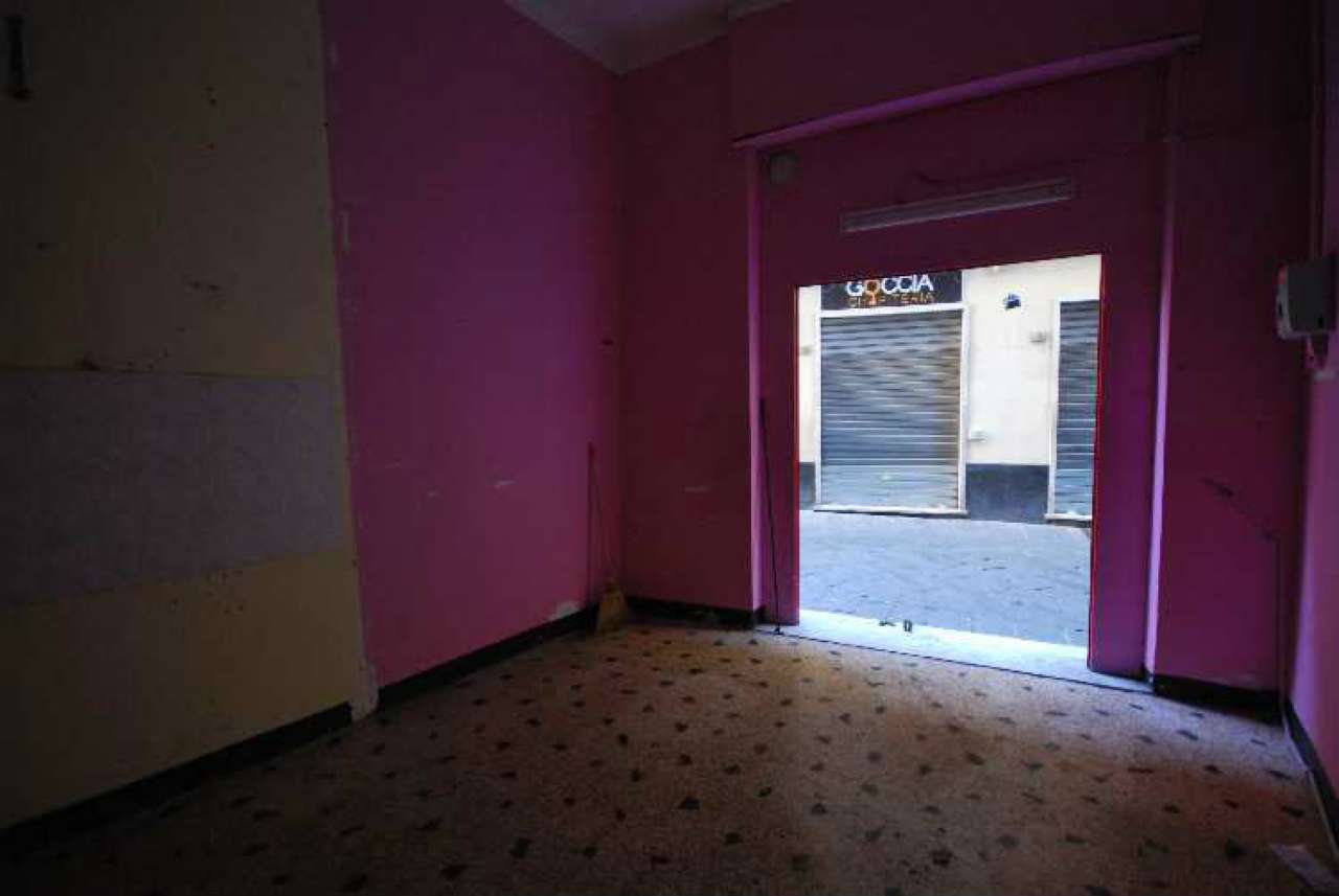 Negozio - Loc.Com. GENOVA vendita  CENTRO STORICO VIA SAN DONATO Immobiliare Pugliese S.N.C.