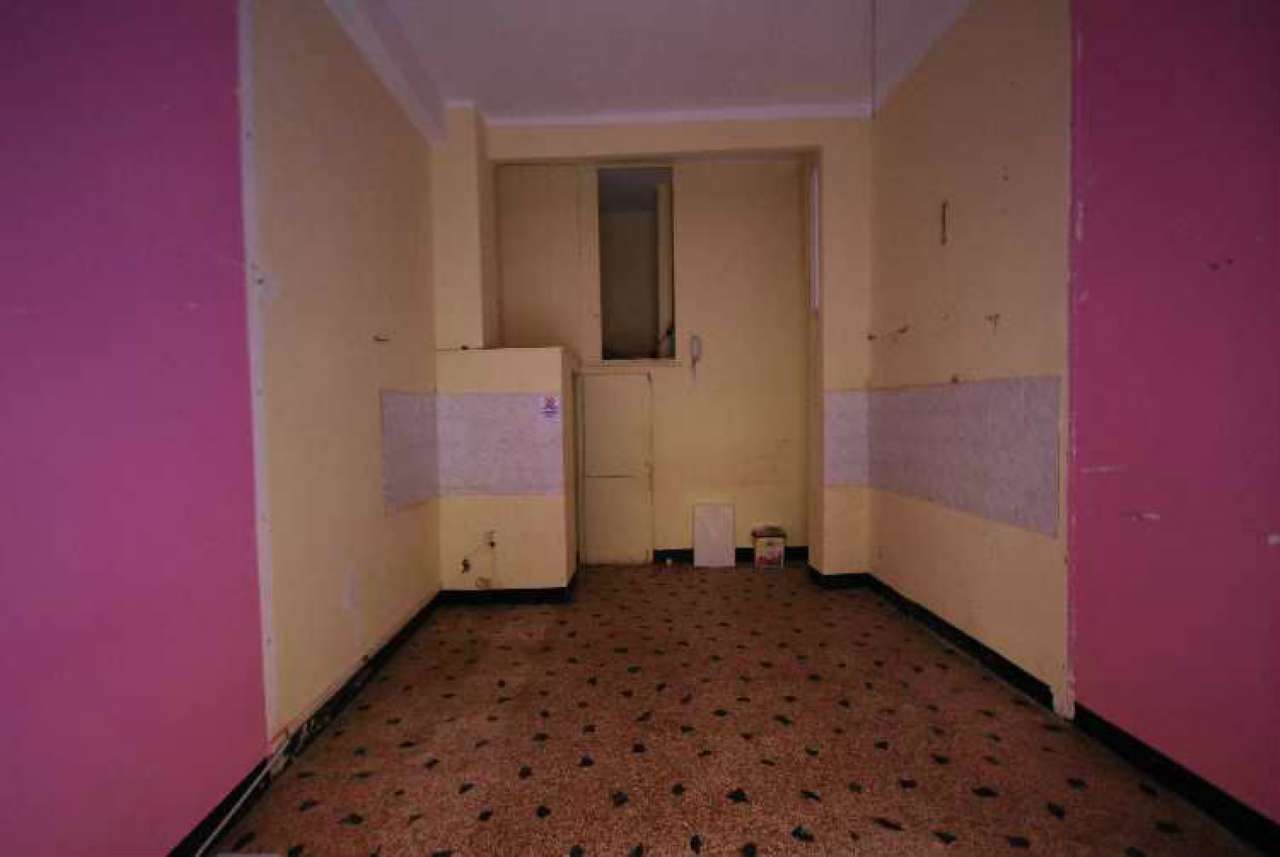 Negozio - Loc.Com. GENOVA vendita  CENTRO STORICO VIA SAN DONATO Immobiliare Pugliese S.N.C.