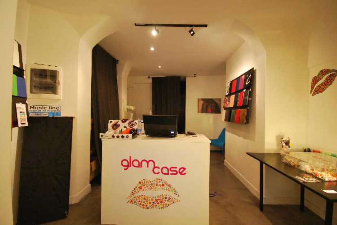 Negozio - Loc.Com. GENOVA affitto  CENTRO STORICO VIA LUCCOLI Immobiliare Pugliese S.N.C.