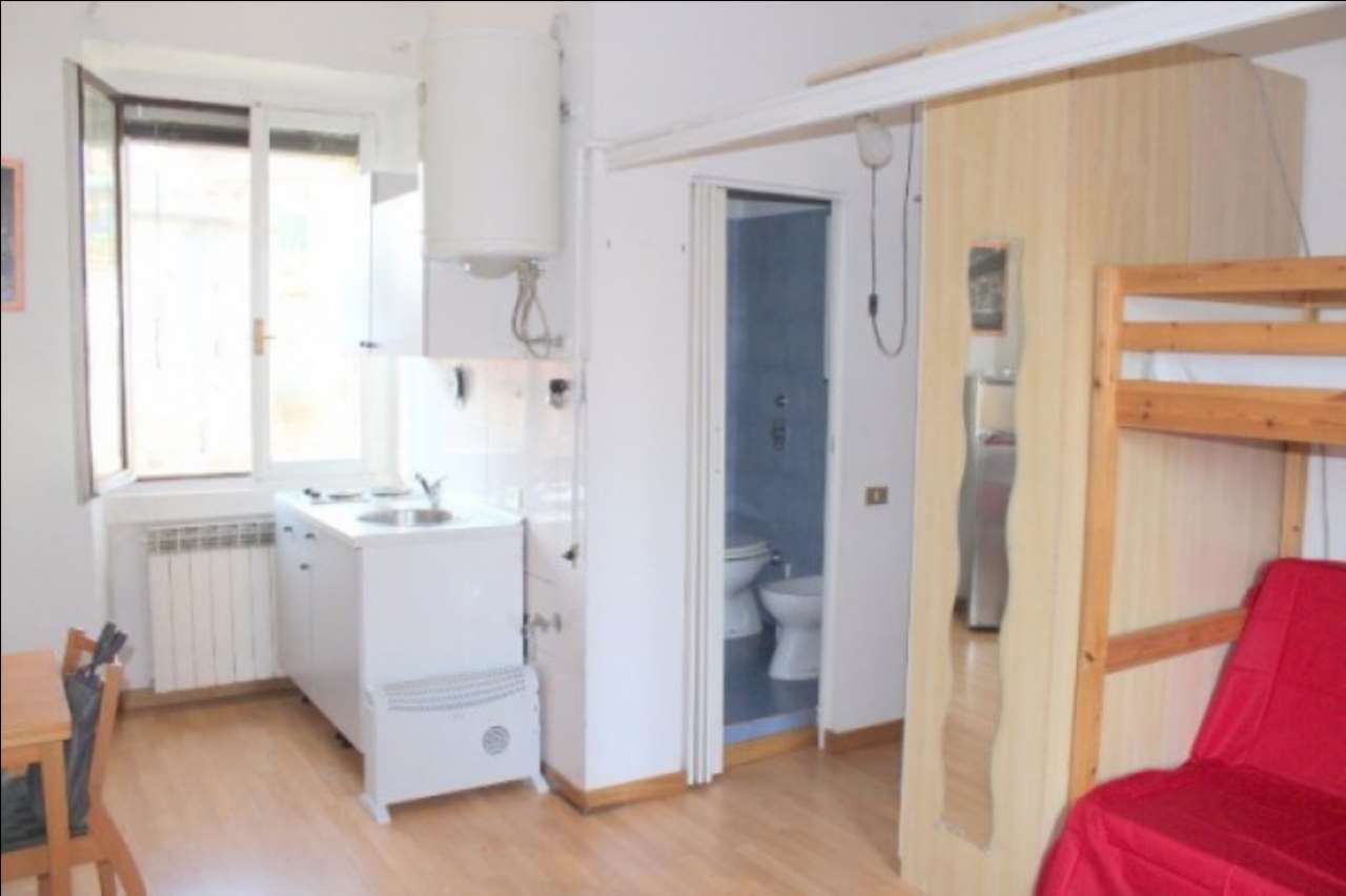  milano affitto quart:  studio erre