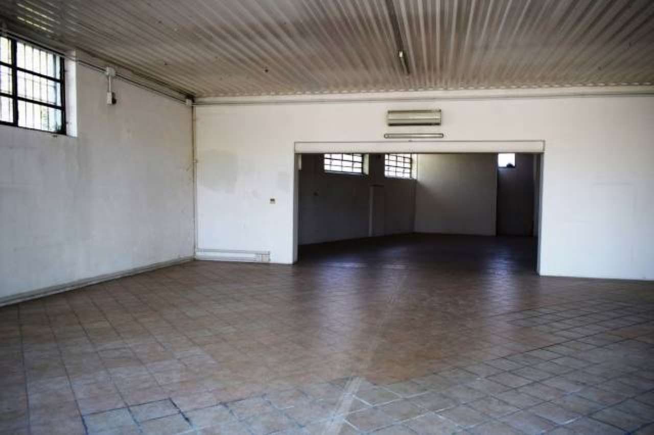 Negozio - Loc.Com. VERONA affitto  VERONETTA  Isabella Moletta