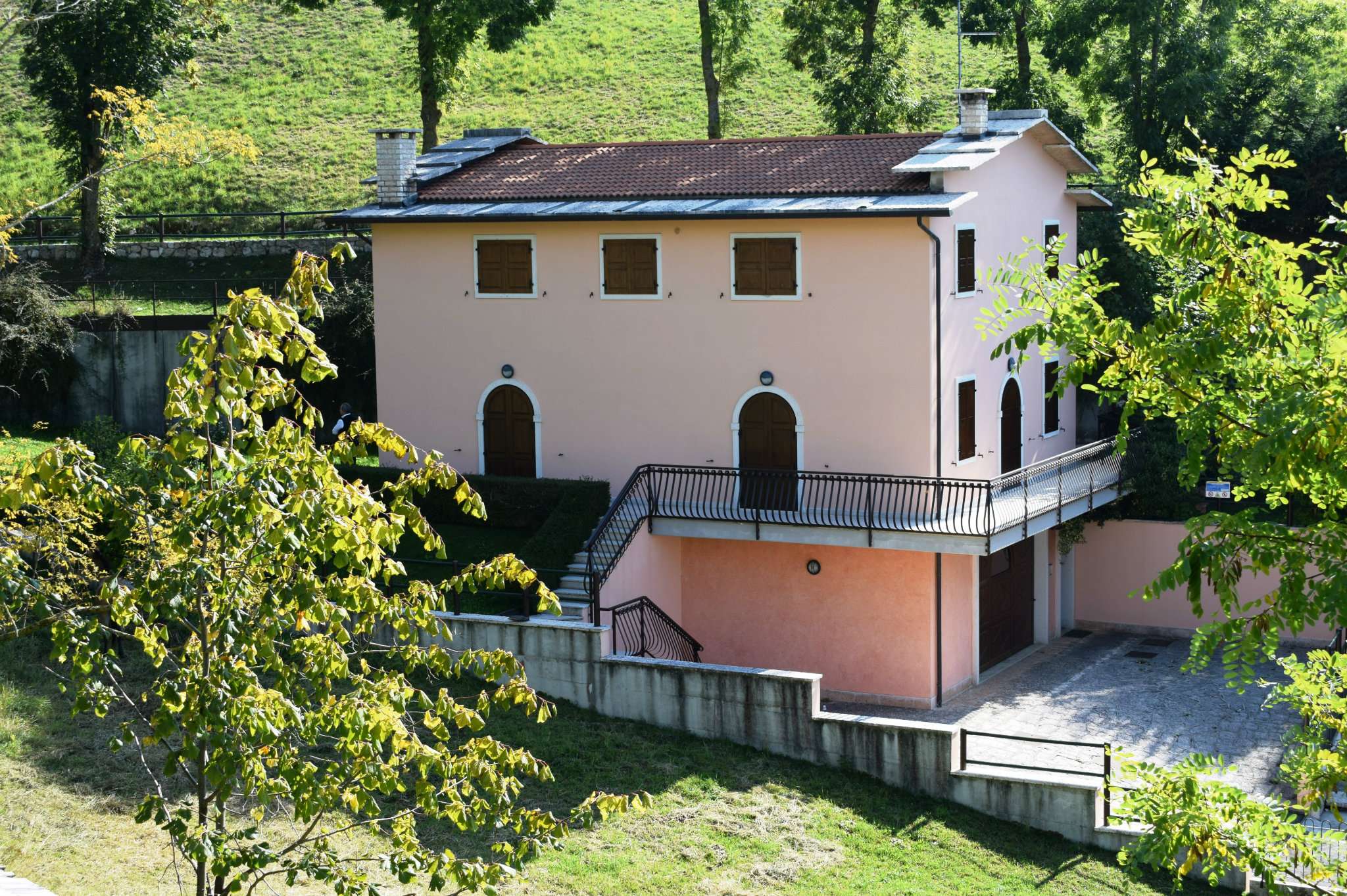 Villa Trifamiliare VELO VERONESE vendita    Isabella Moletta