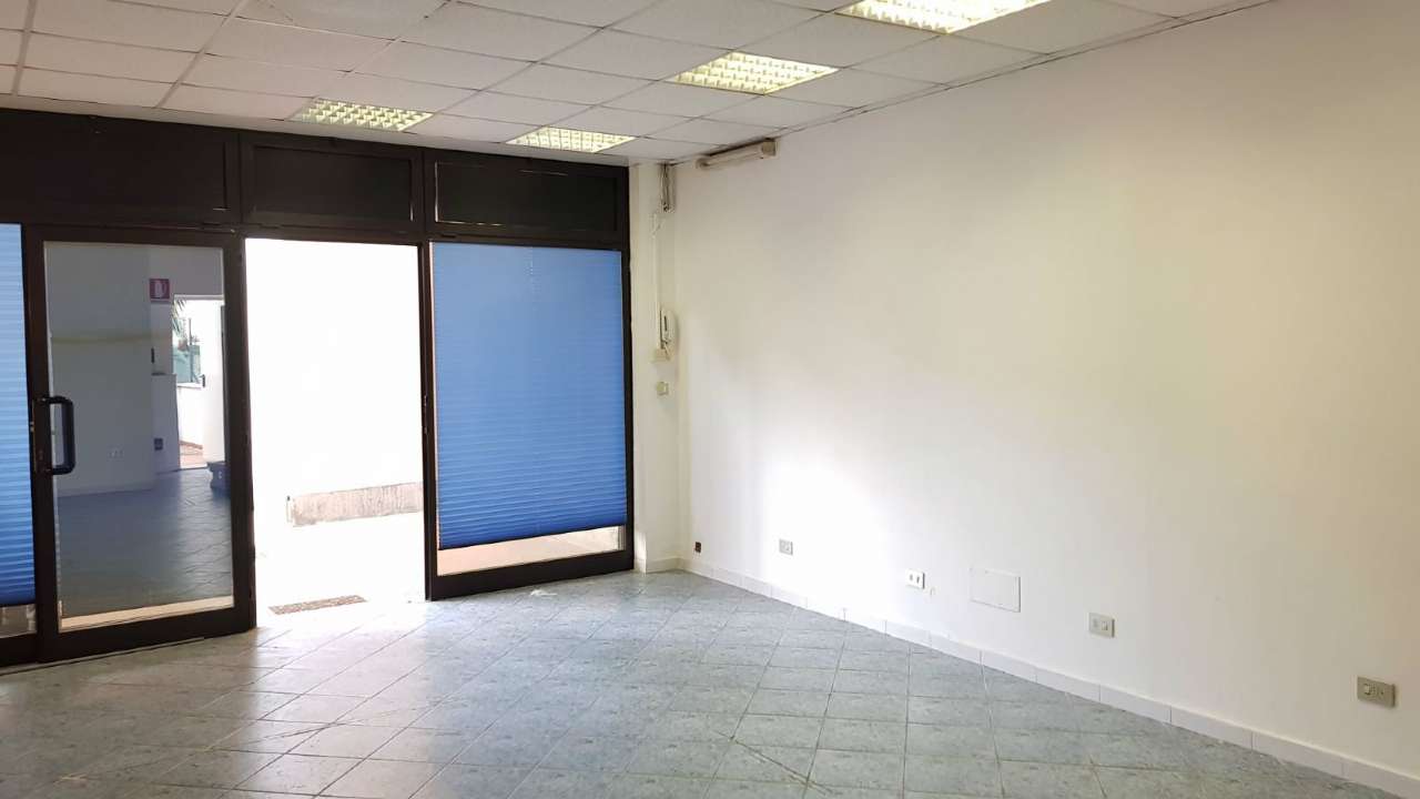 Negozio - Loc.Com. ROMA affitto  CASALOTTI (ZONA DELLA XIX MUN.) Baveno Casalotti Real Estate S.r.l.s. -Affiliato Gruppo Toscano