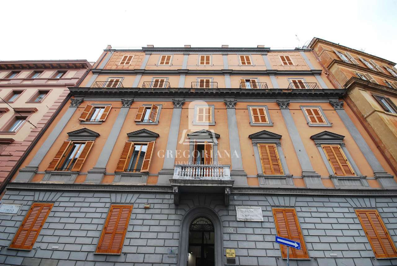  roma affitto quart: centro storico gregoriana-immobiliare