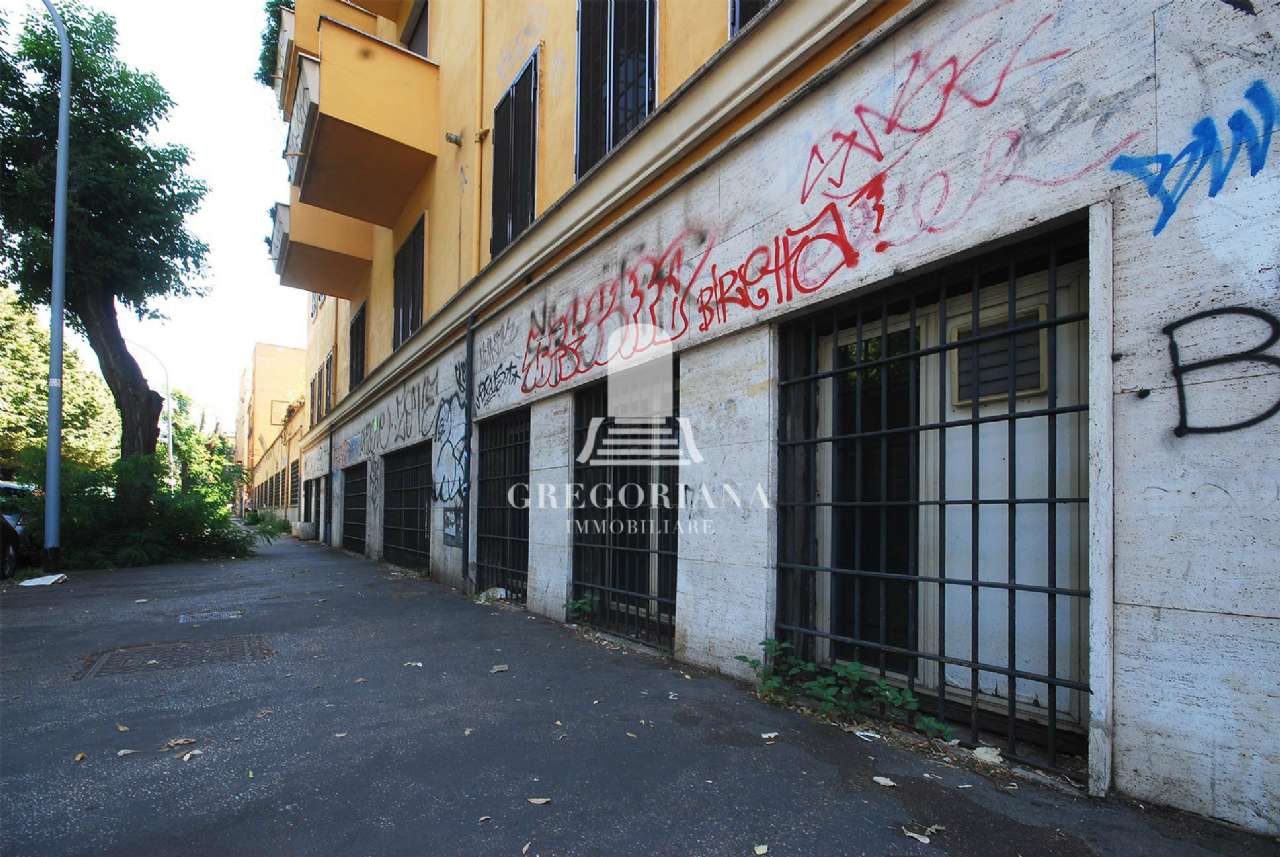 Appartamento ROMA vendita  PIETRALATA  Portonaccio Gregoriana Immobiliare