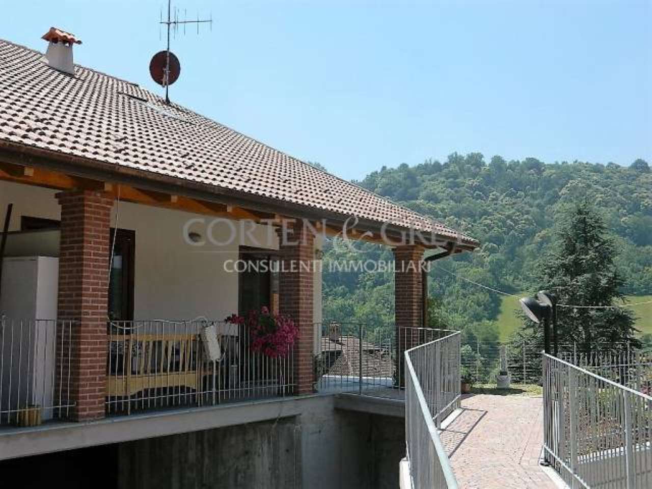 Villa CASTIGLIONE TORINESE vendita   Donaudi CORTEN & GREY S.A.S.