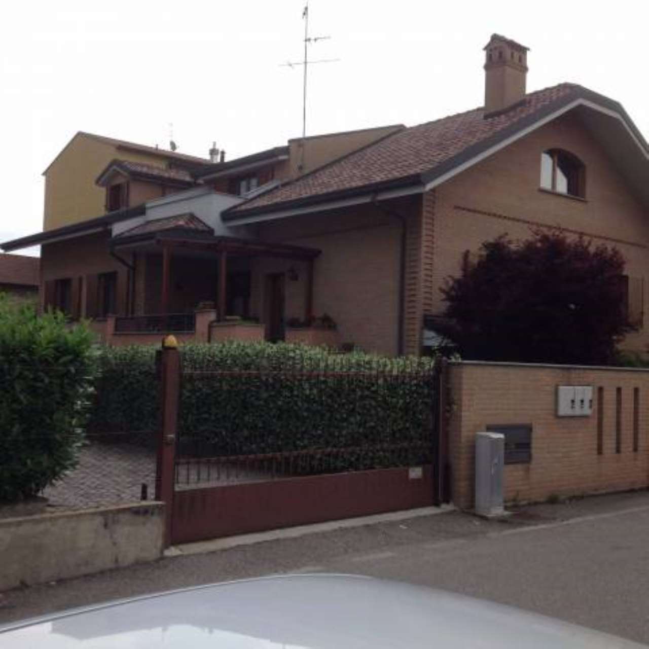 Villa LIMBIATE vendita    CLUB MEDICI IMMOBILIARE CASEDOC SRL