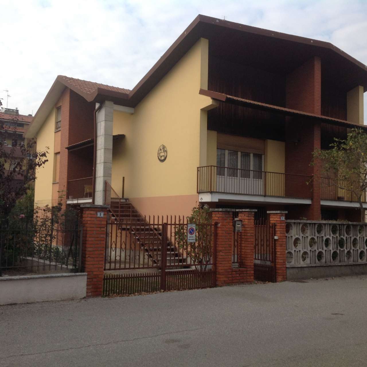  san-colombano-al-lambro vendita quart:  club-medici-immobiliare-casedoc-srl