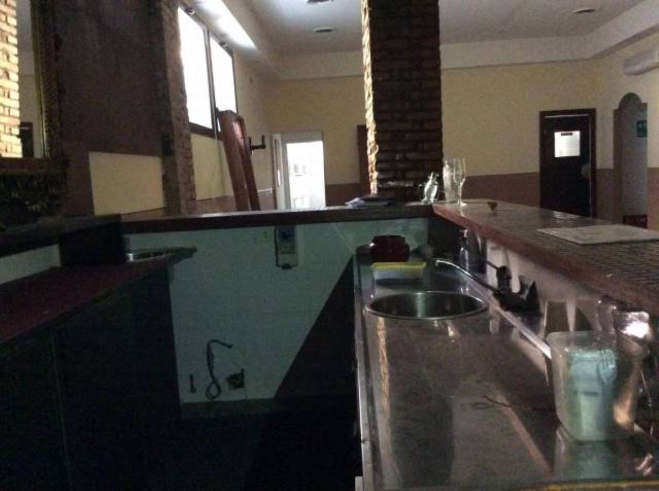 Negozio - Loc.Com. ROMA affitto  Nomentano - san lorenzo  STAR DOMUS srl