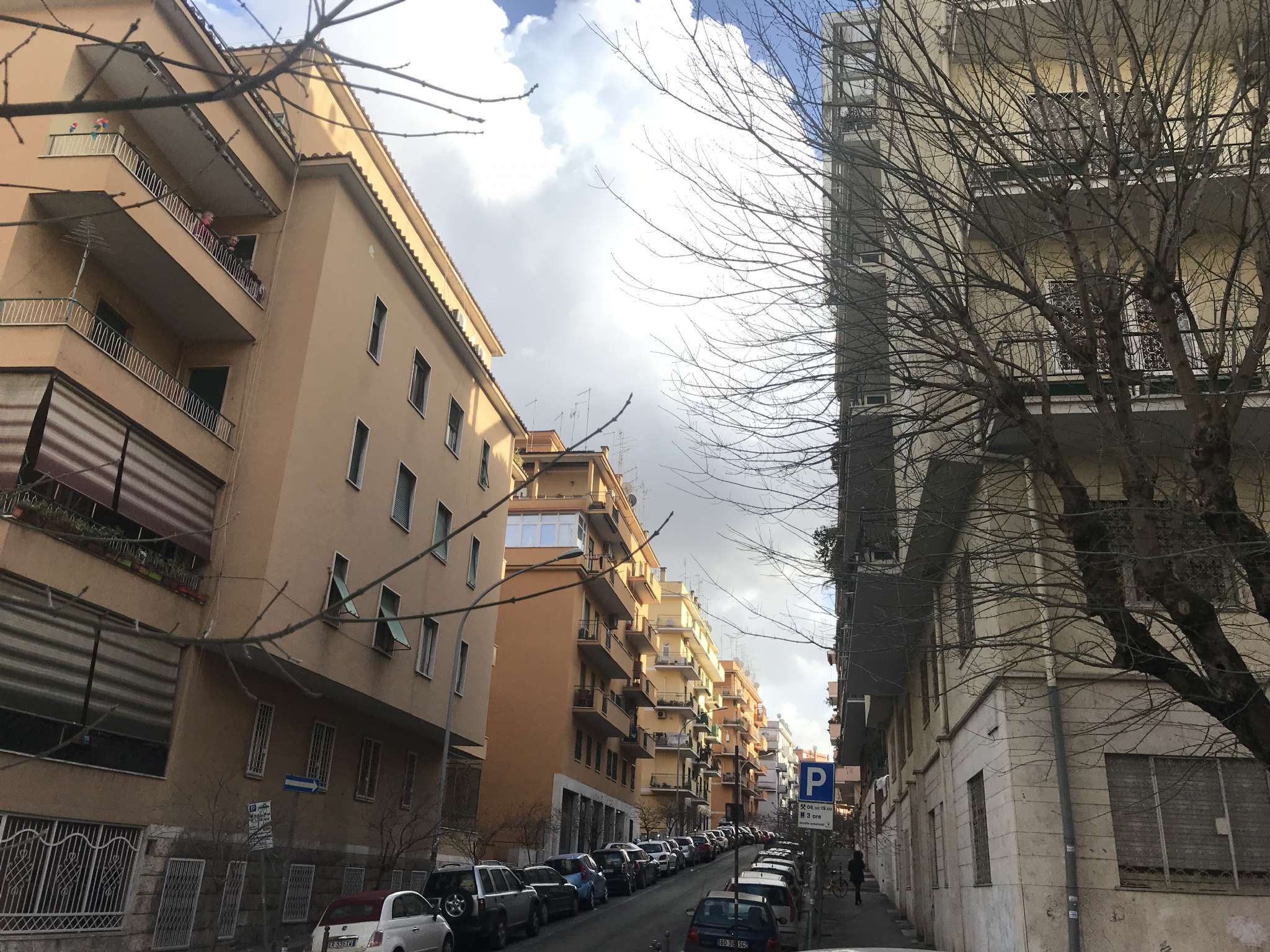 Negozio - Loc.Com. ROMA vendita  NOMENTANO  via Luigi Pulci STAR DOMUS srl