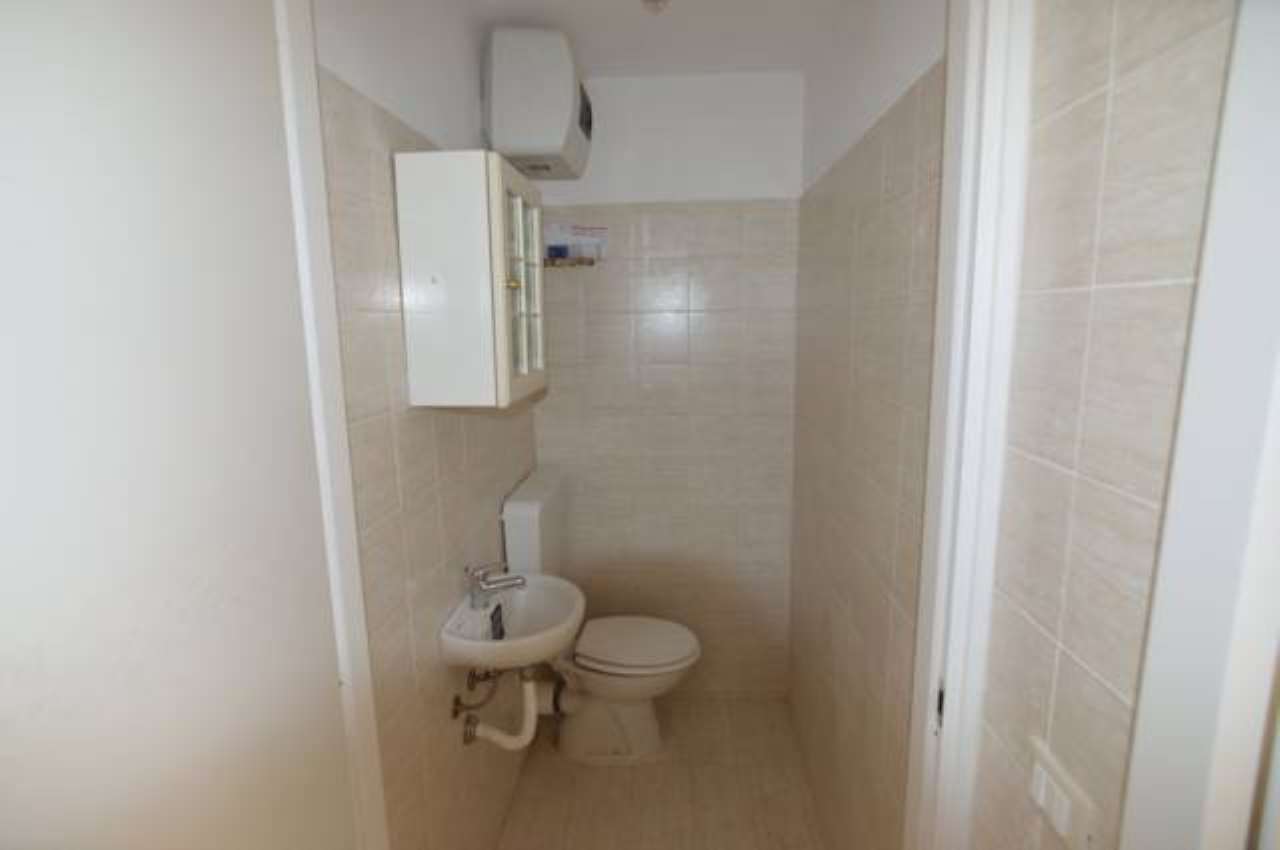 Negozio - Loc.Com. GENOVA vendita  QUARTO  Gabetti Genova Sturla Quarto