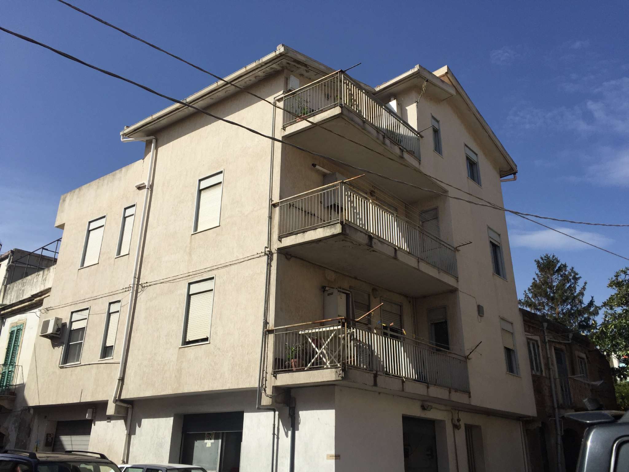  messina affitto quart:  c.i.a.-associazione-consulenti-immobiliari-srl